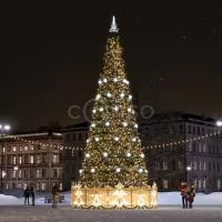 Новогодняя елка «Гелиос» с двумя режимами подсветки - 13 метров