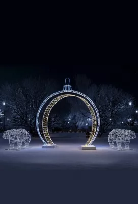 Новогодняя уличная арка «Медвежьи Врата»